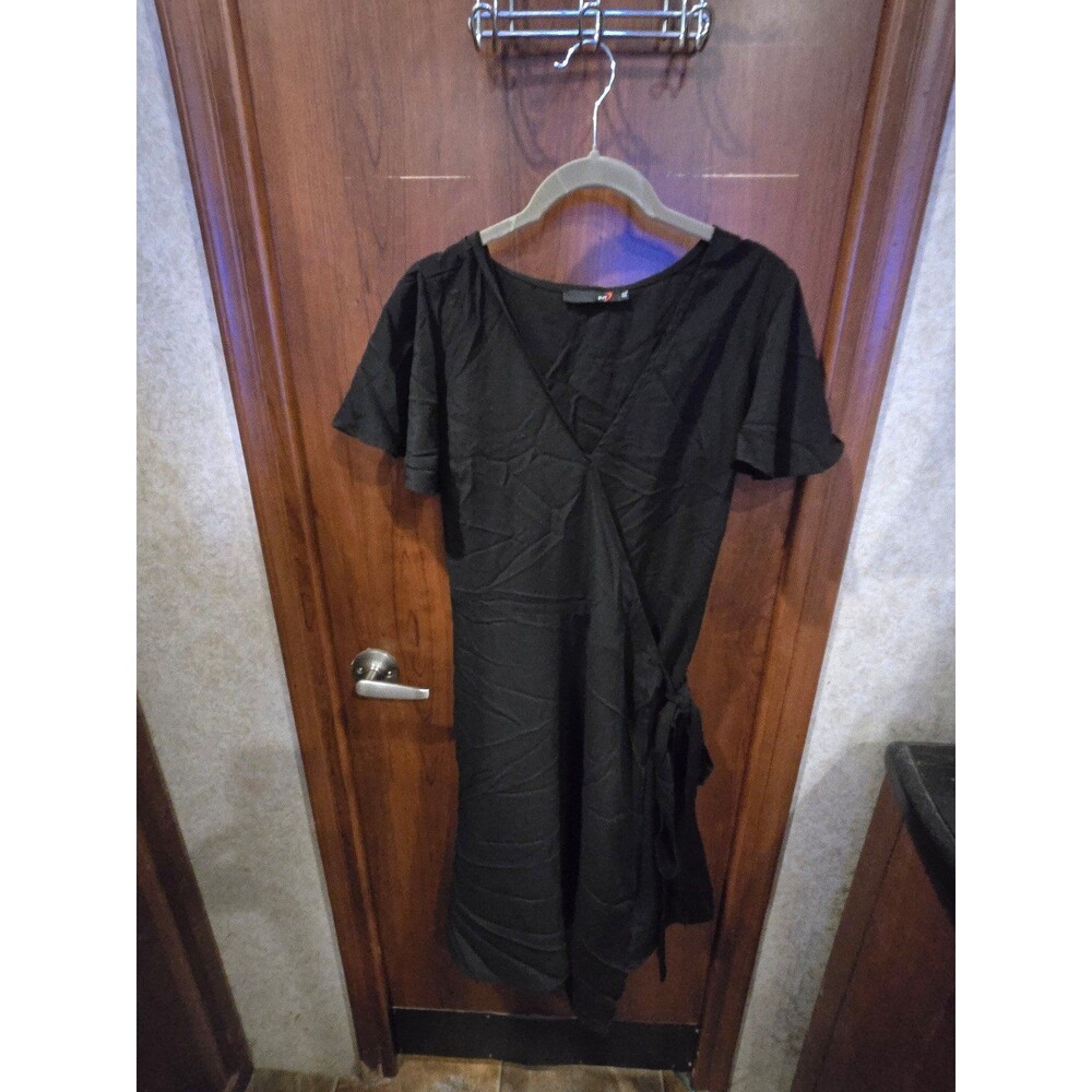 DJT Black Wrap Dress Sz XL G-44
